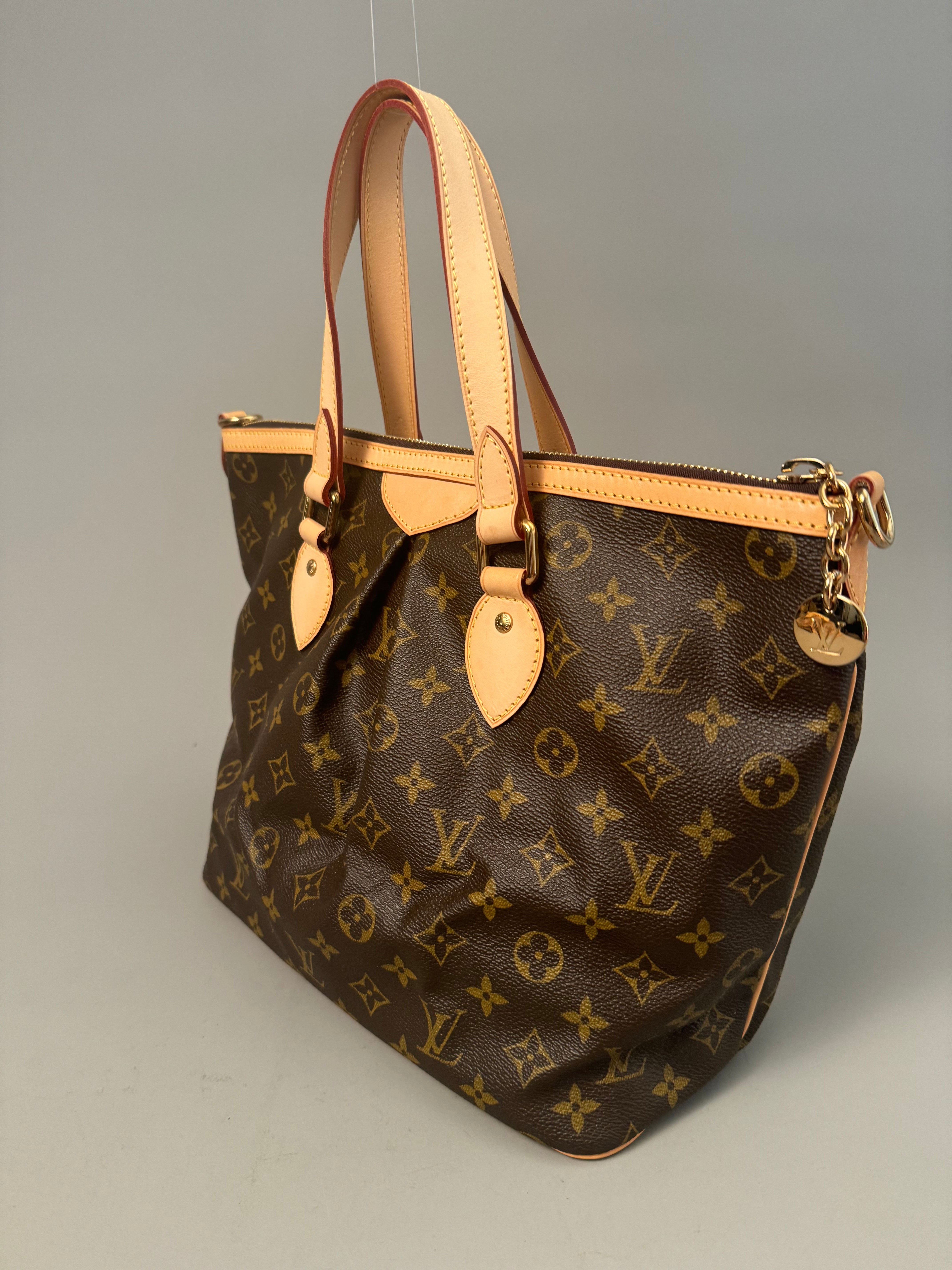 10054 Authentic Pre-loved Louis Vuitton Palermo in Monogram Canvas