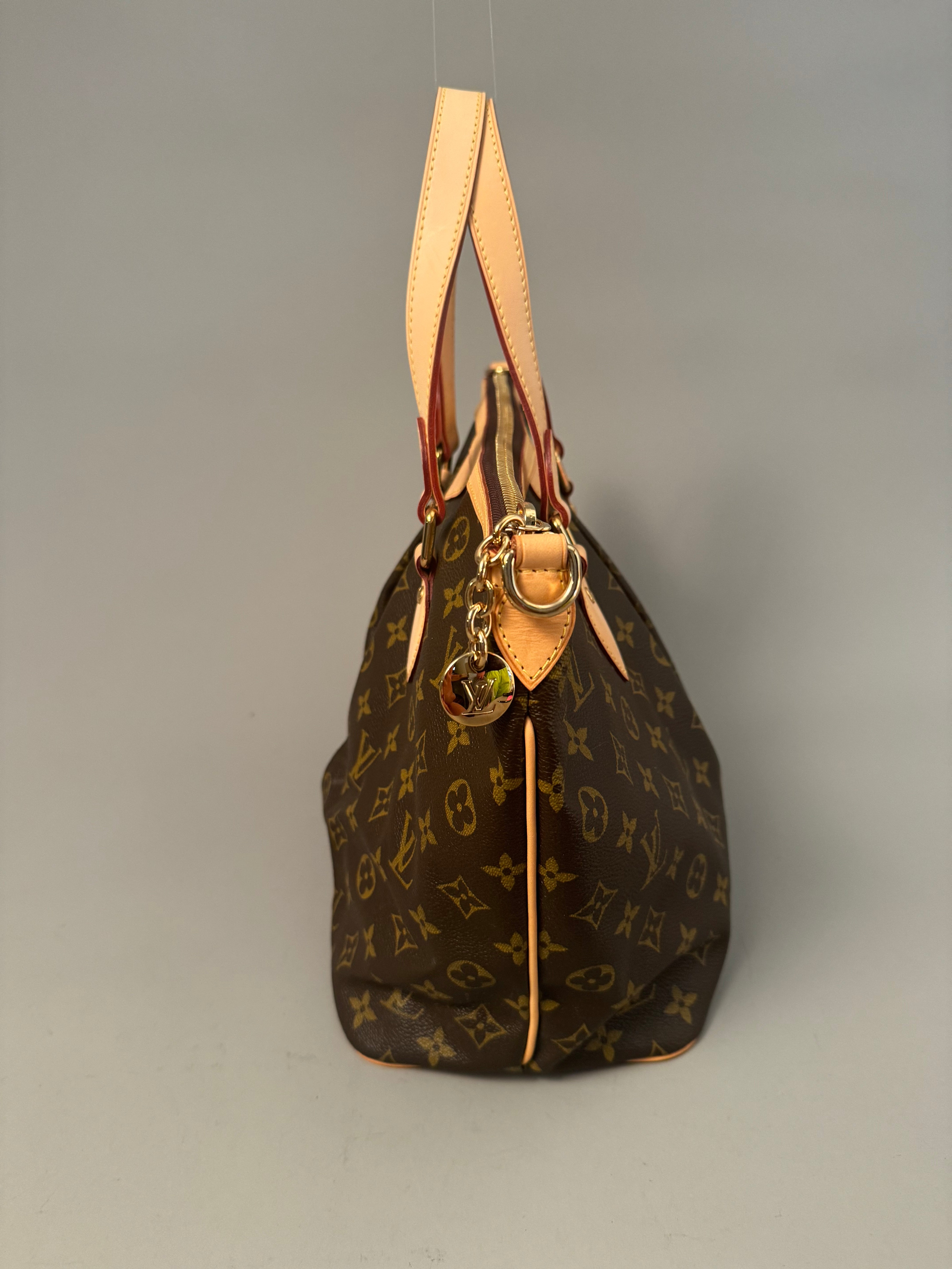 10054 Authentic Pre-loved Louis Vuitton Palermo in Monogram Canvas