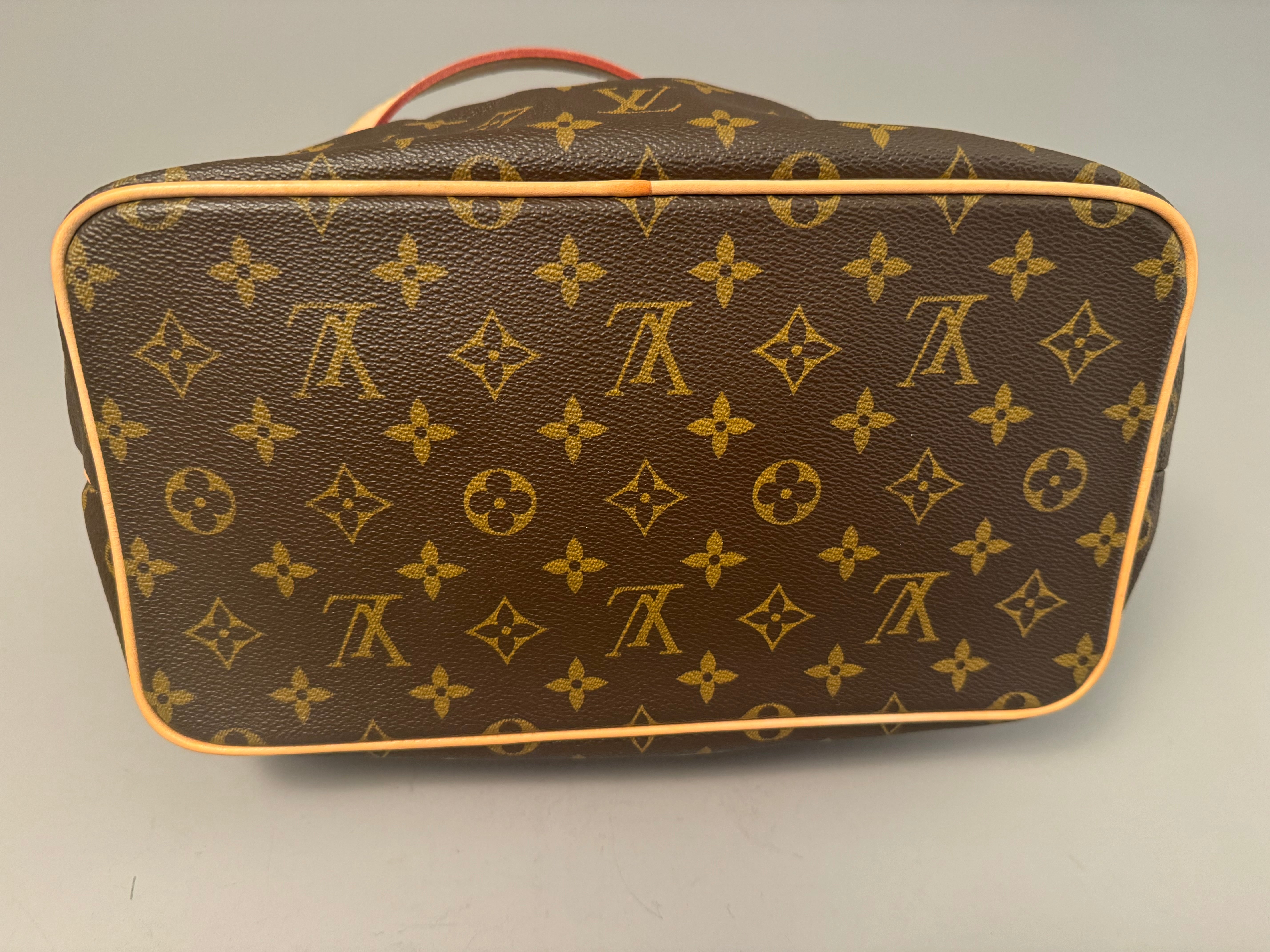 10054 Authentic Pre-loved Louis Vuitton Palermo in Monogram Canvas