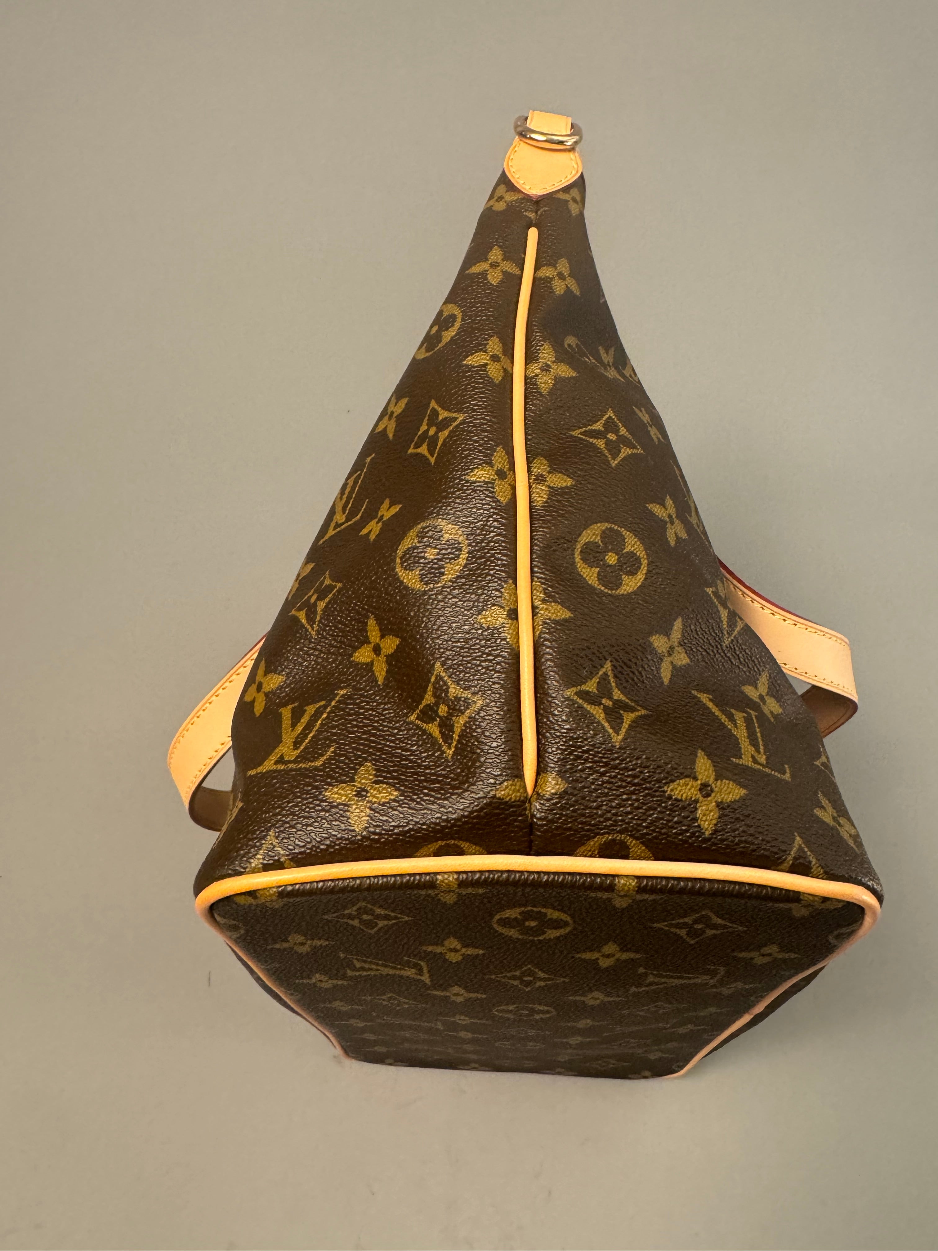 10054 Authentic Pre-loved Louis Vuitton Palermo in Monogram Canvas