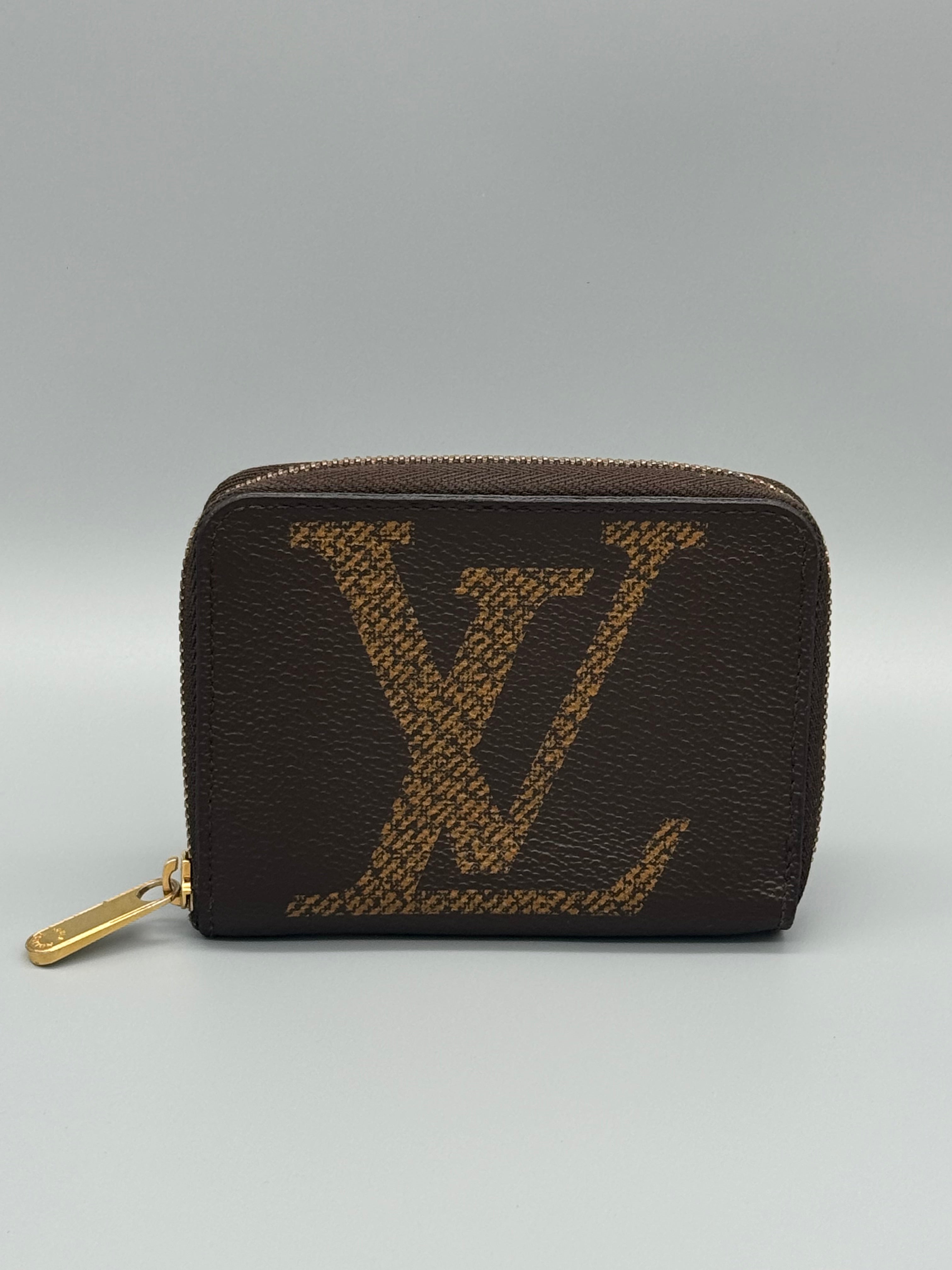 10052 Authentic Pre-Loved Louis Vuitton Compact Coin Case Wallet in Giant Monogram Canvas