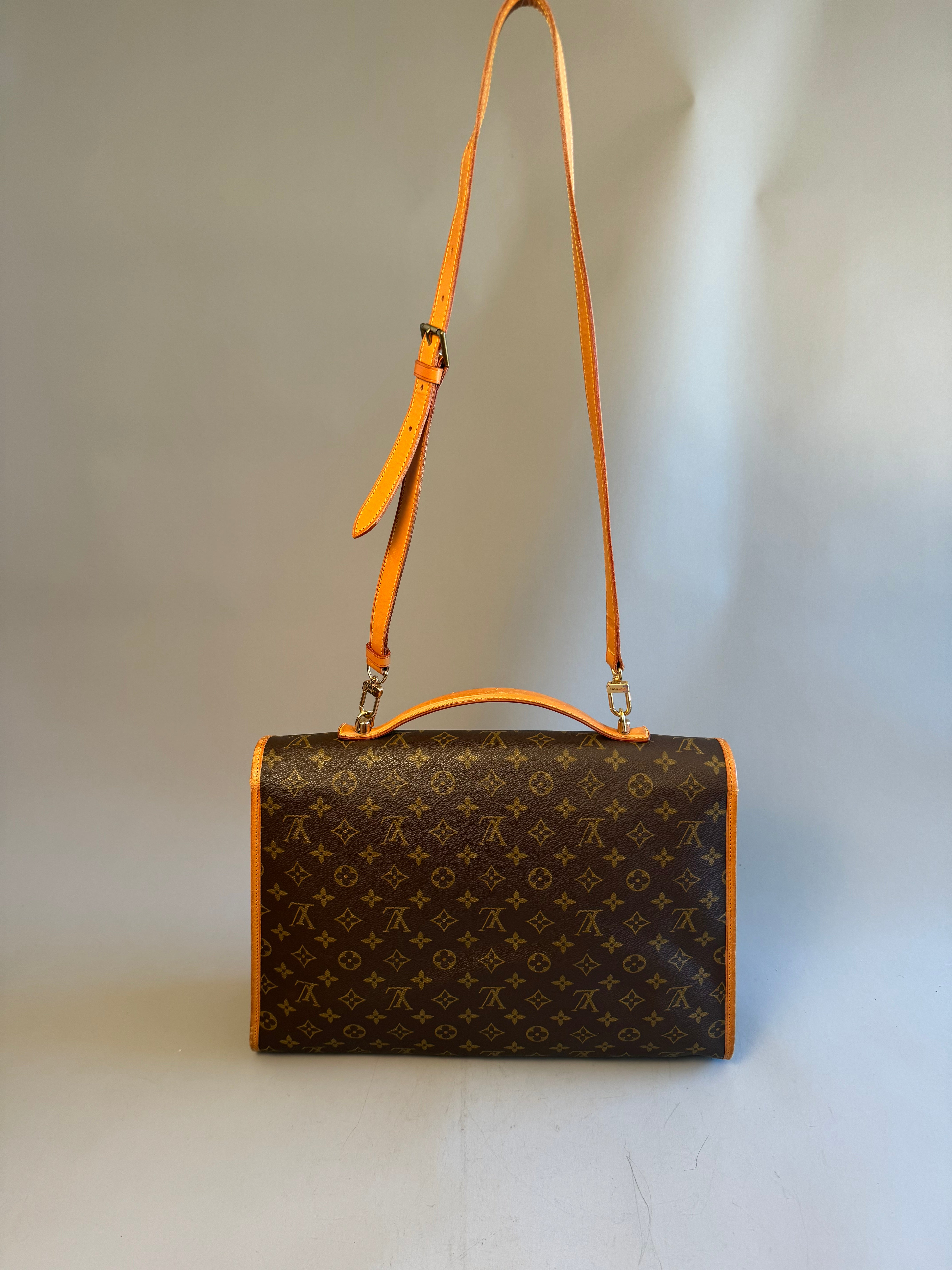 10220 Authentic Pre-Loved Louis Vuitton Beverly Gm In Monogram Canvas