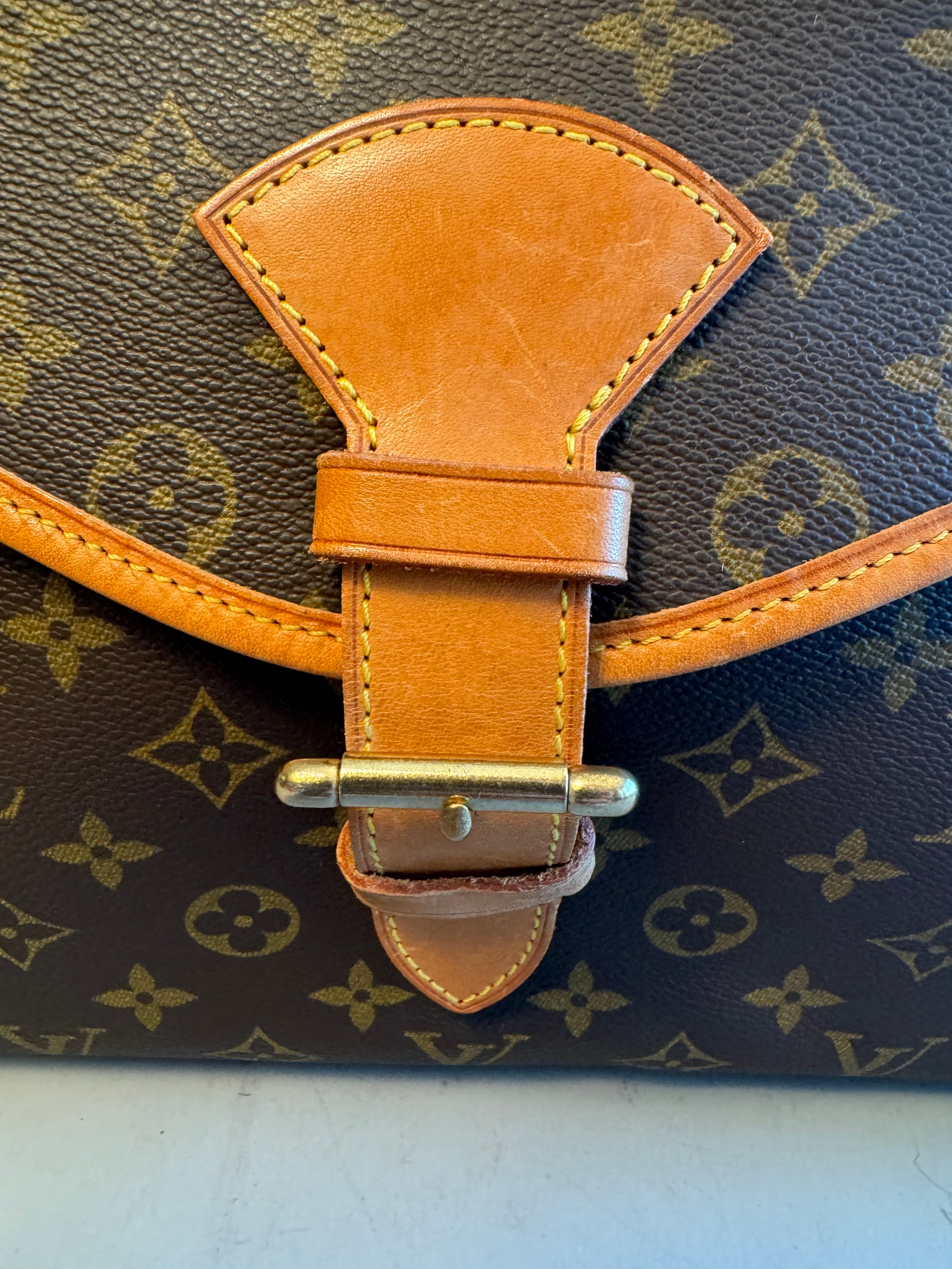 10220 Authentic Pre-Loved Louis Vuitton Beverly Gm In Monogram Canvas