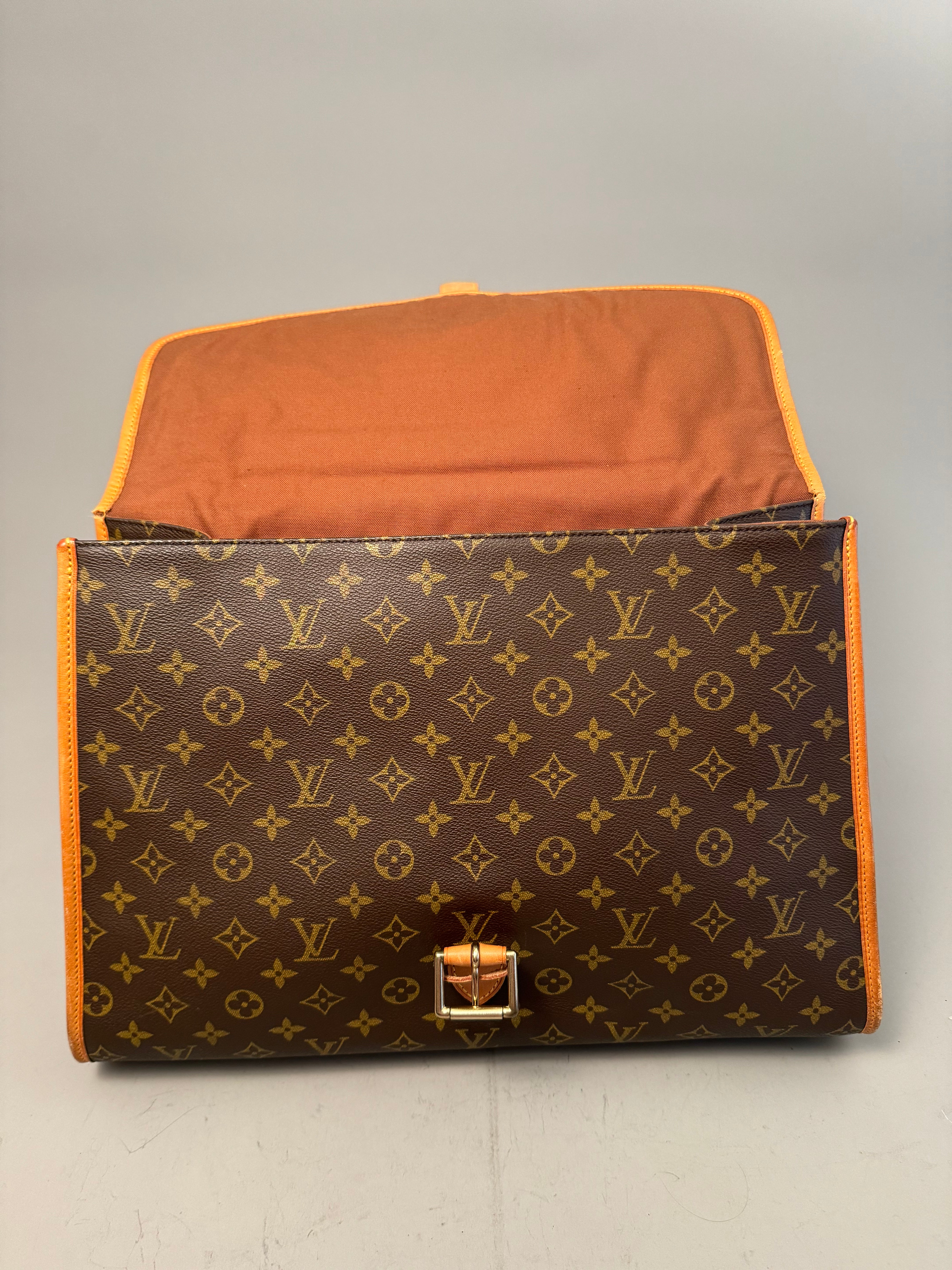 10220 Authentic Pre-Loved Louis Vuitton Beverly Gm In Monogram Canvas