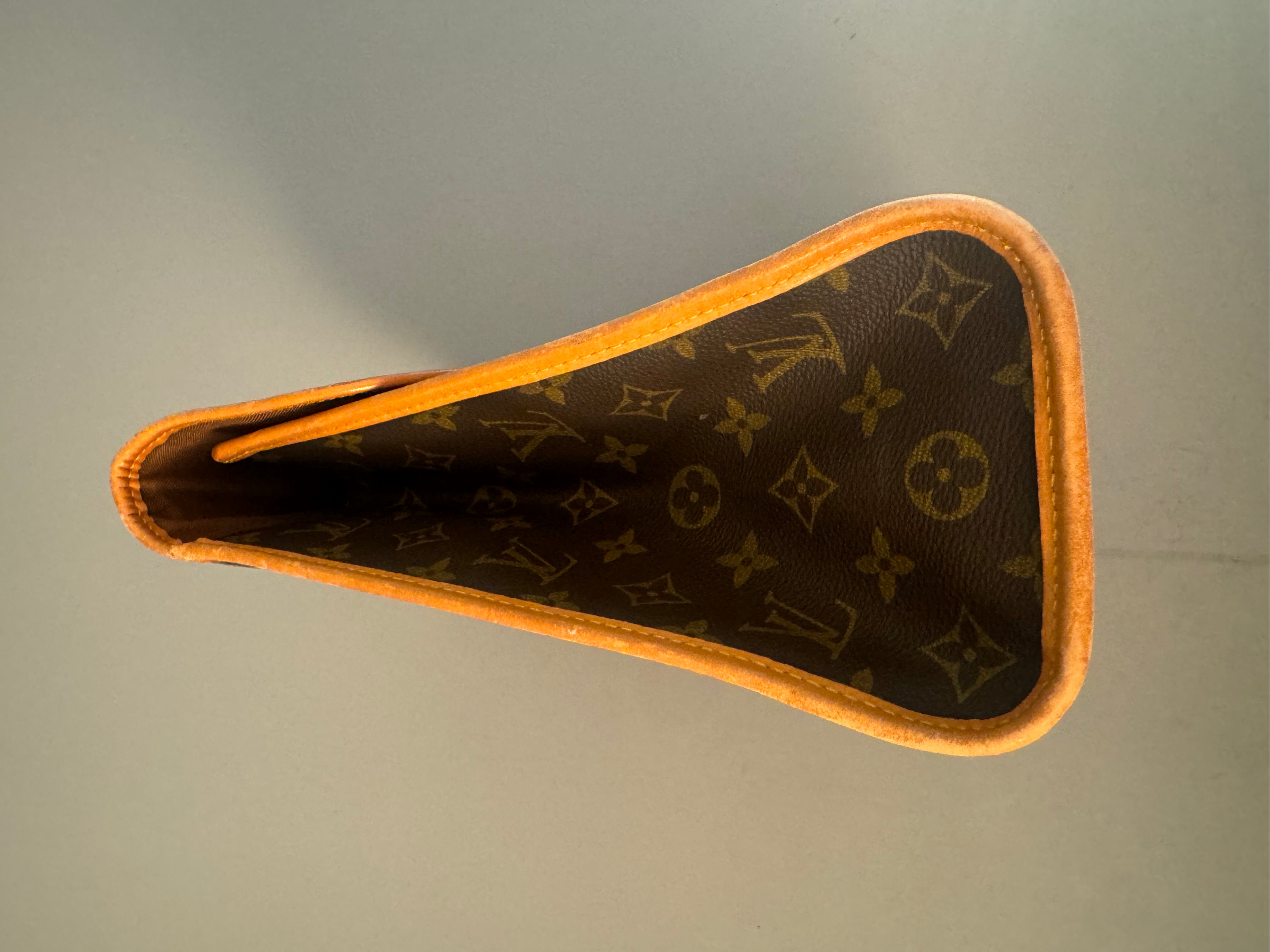 10071 Authentic Pre-Loved Louis Vuitton Beverly MM in Monogram Canvas