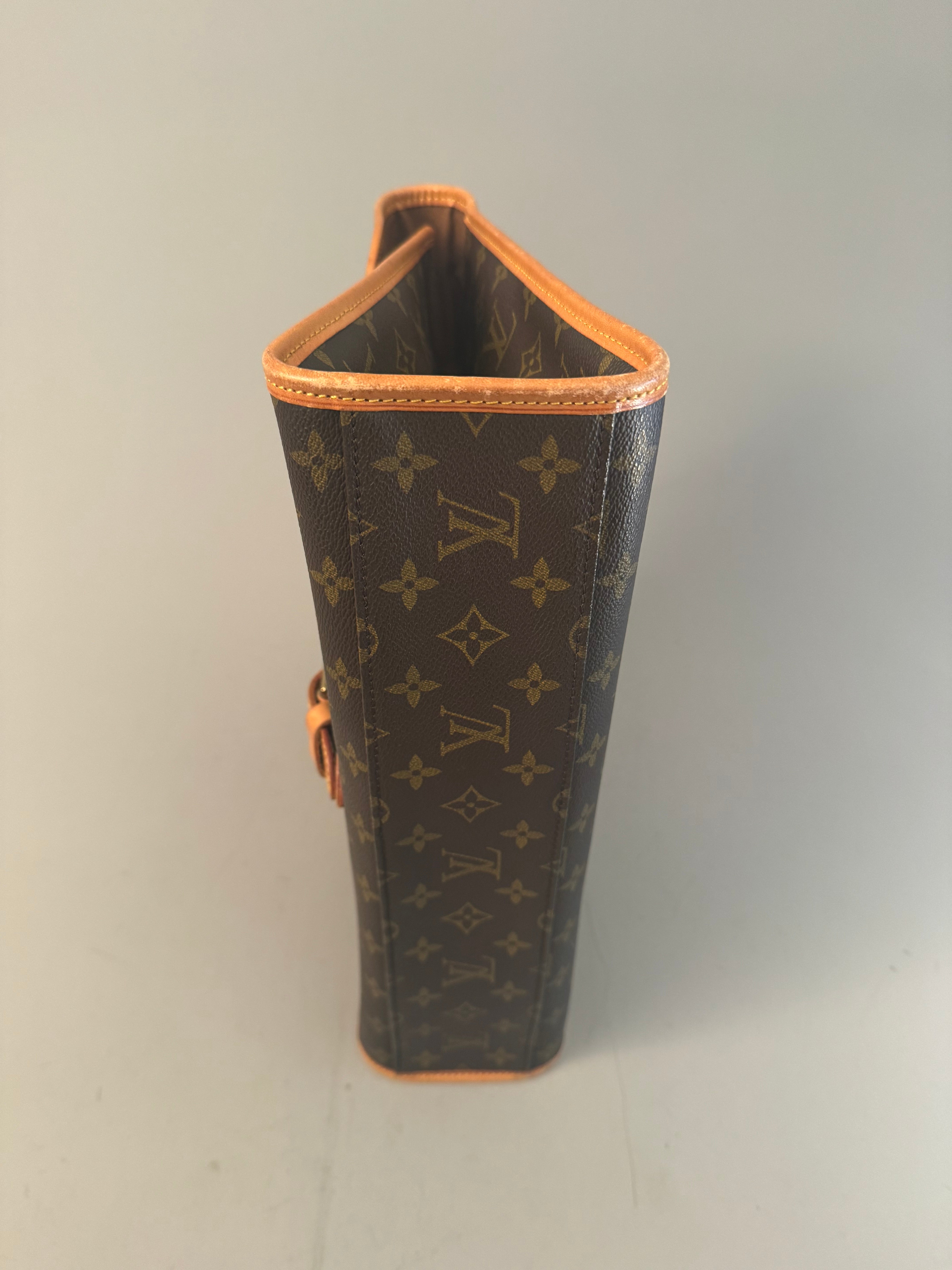 10071 Authentic Pre-Loved Louis Vuitton Beverly MM in Monogram Canvas