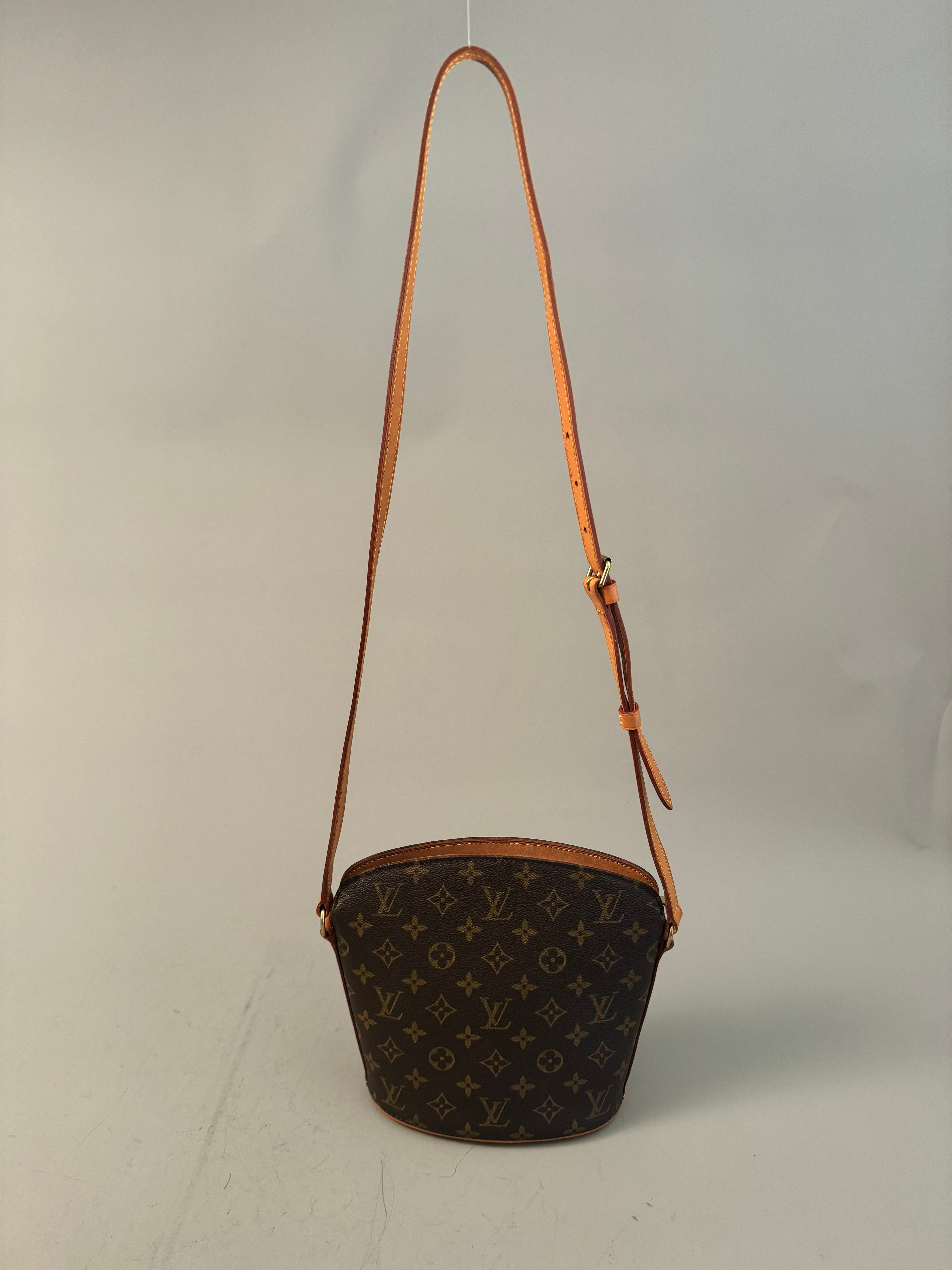 10211 Authentic Pre-Loved Louis Vuitton Drouot in Monogram Canvas