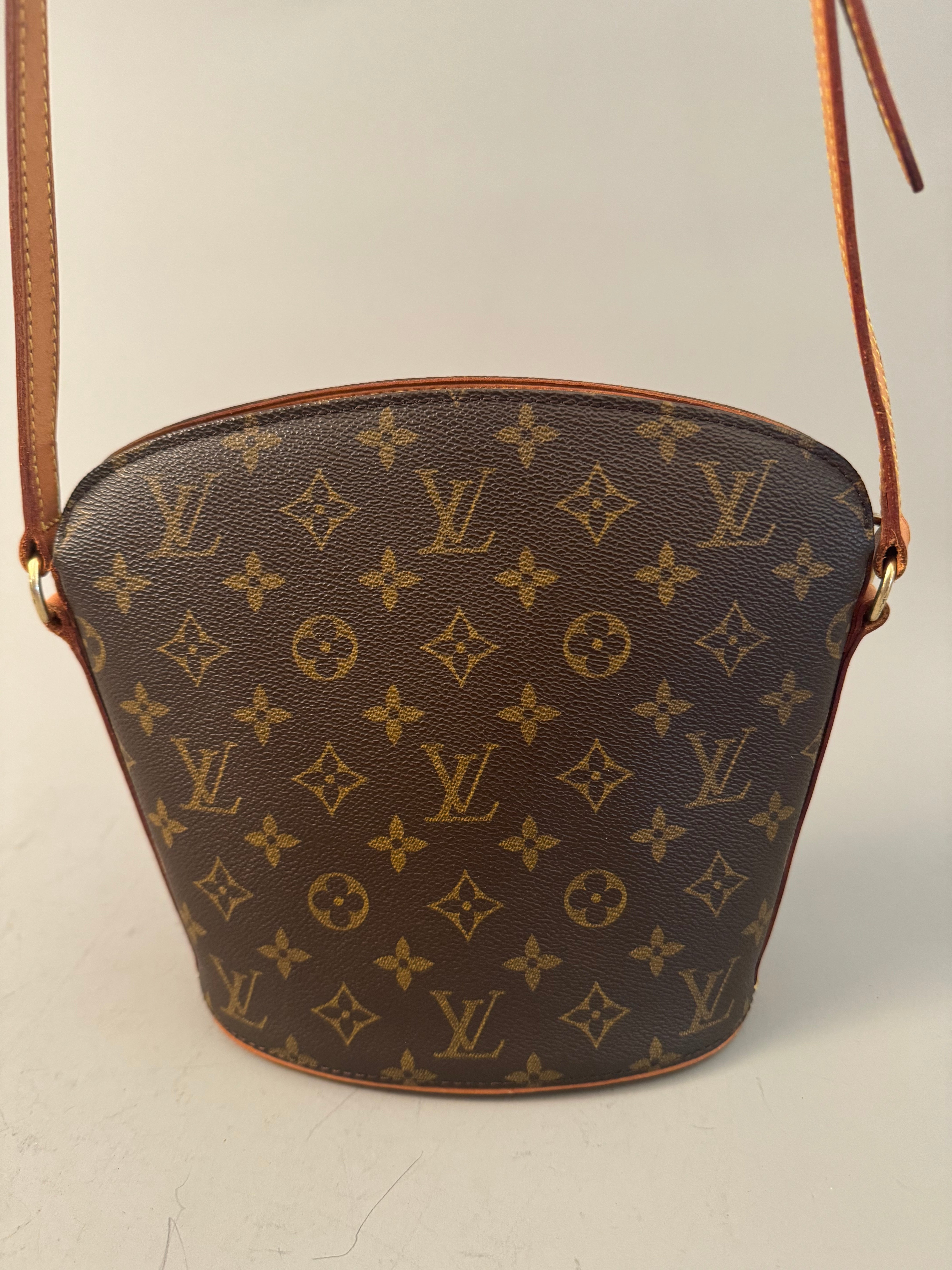 10211 Authentic Pre-Loved Louis Vuitton Drouot in Monogram Canvas