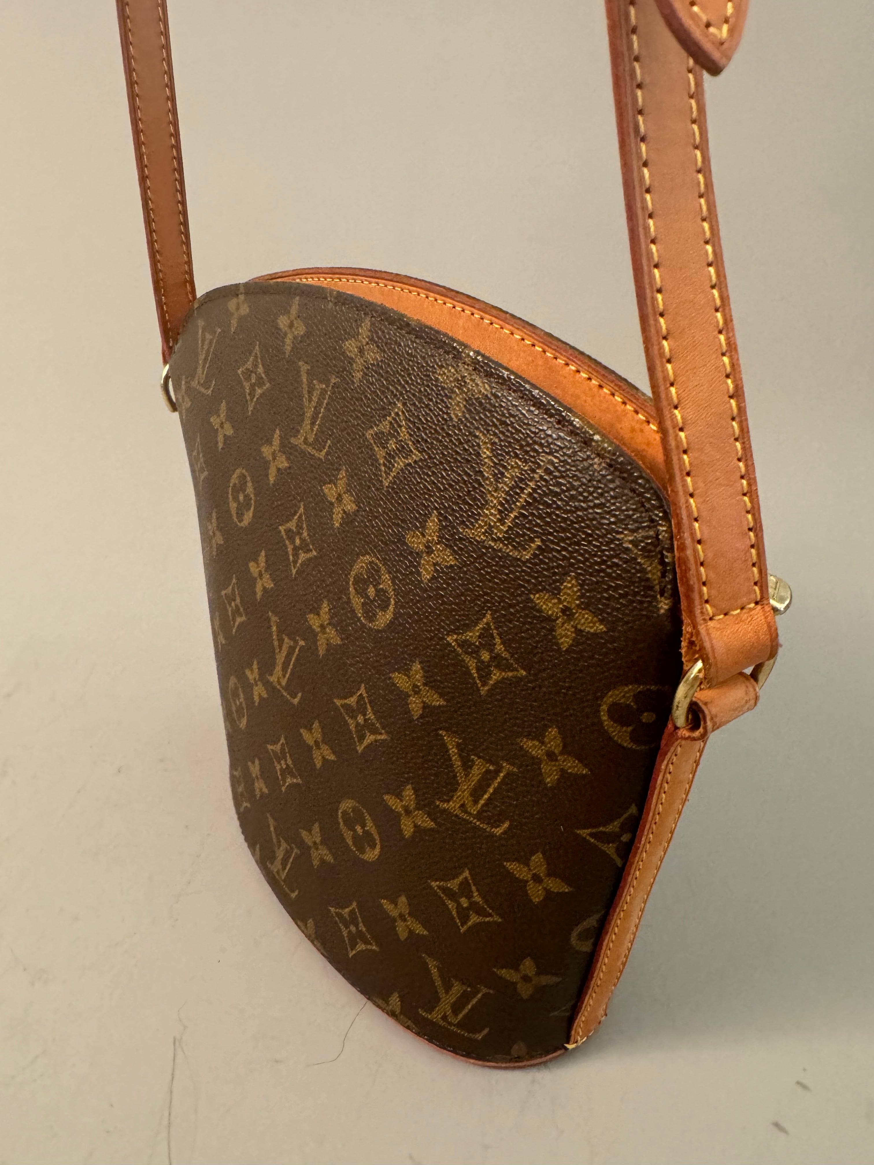 10211 Authentic Pre-Loved Louis Vuitton Drouot in Monogram Canvas