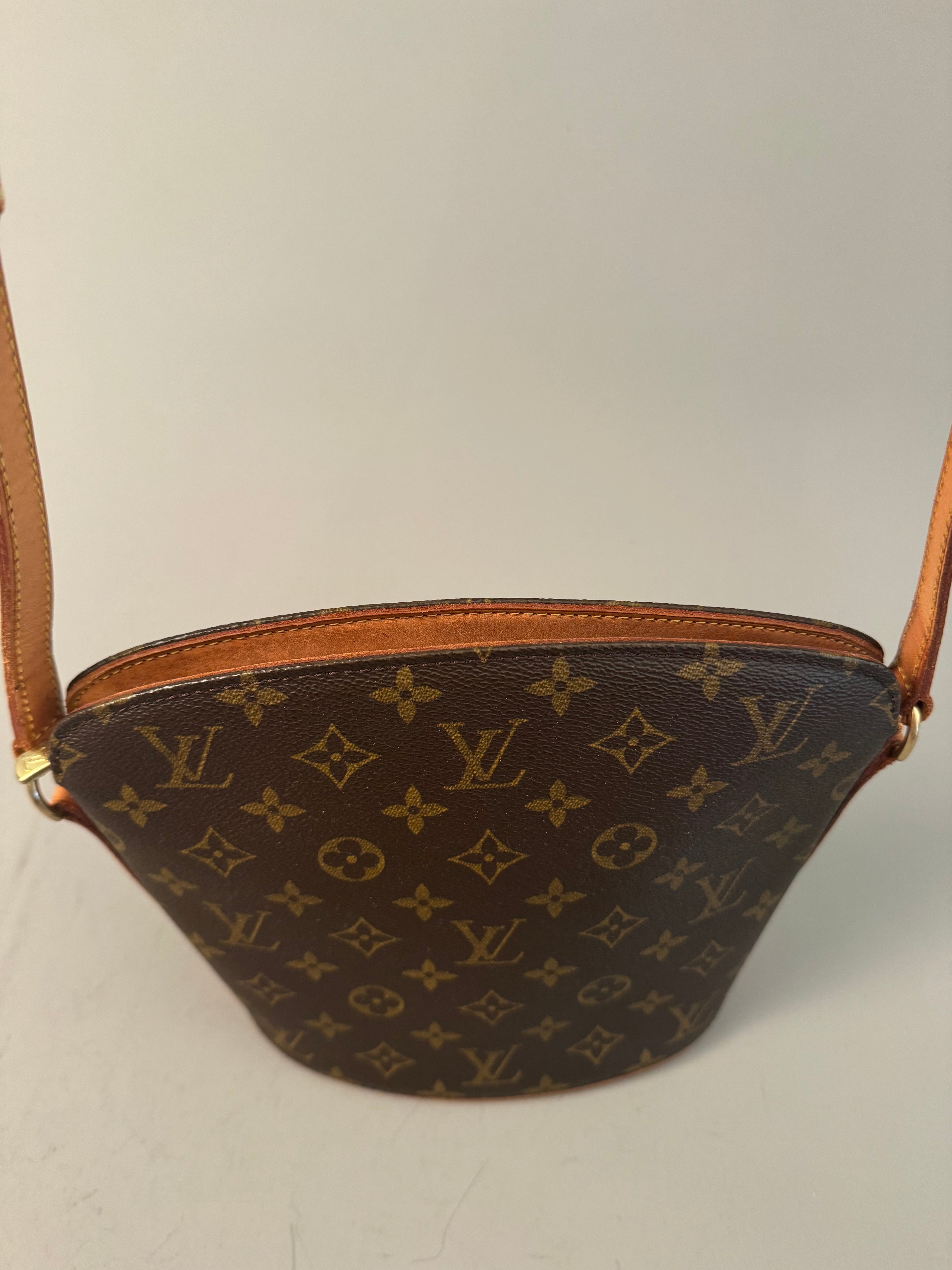 10211 Authentic Pre-Loved Louis Vuitton Drouot in Monogram Canvas