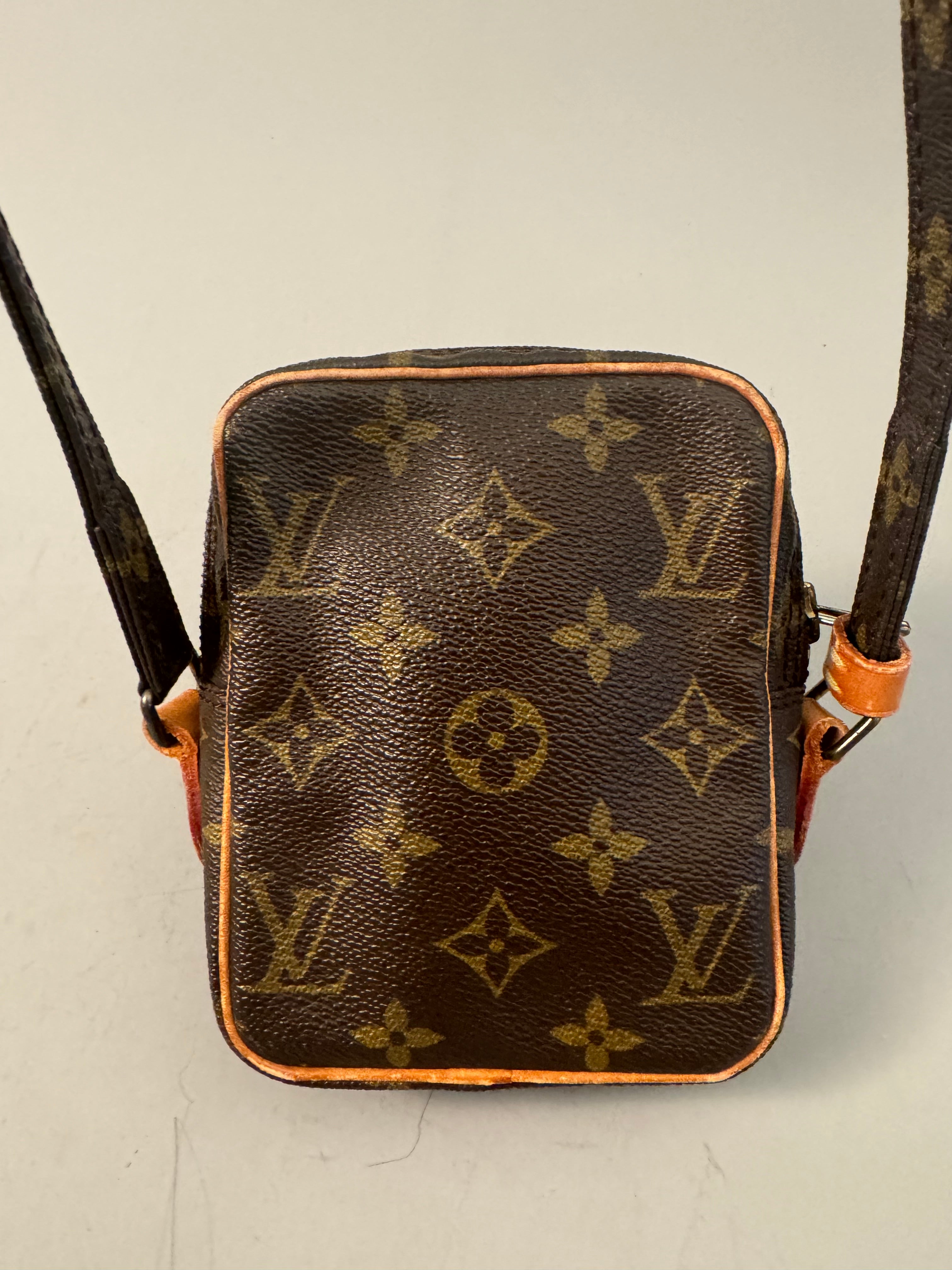 10213 Authentic Pre-loved Louis Vuitton Mini Danube France