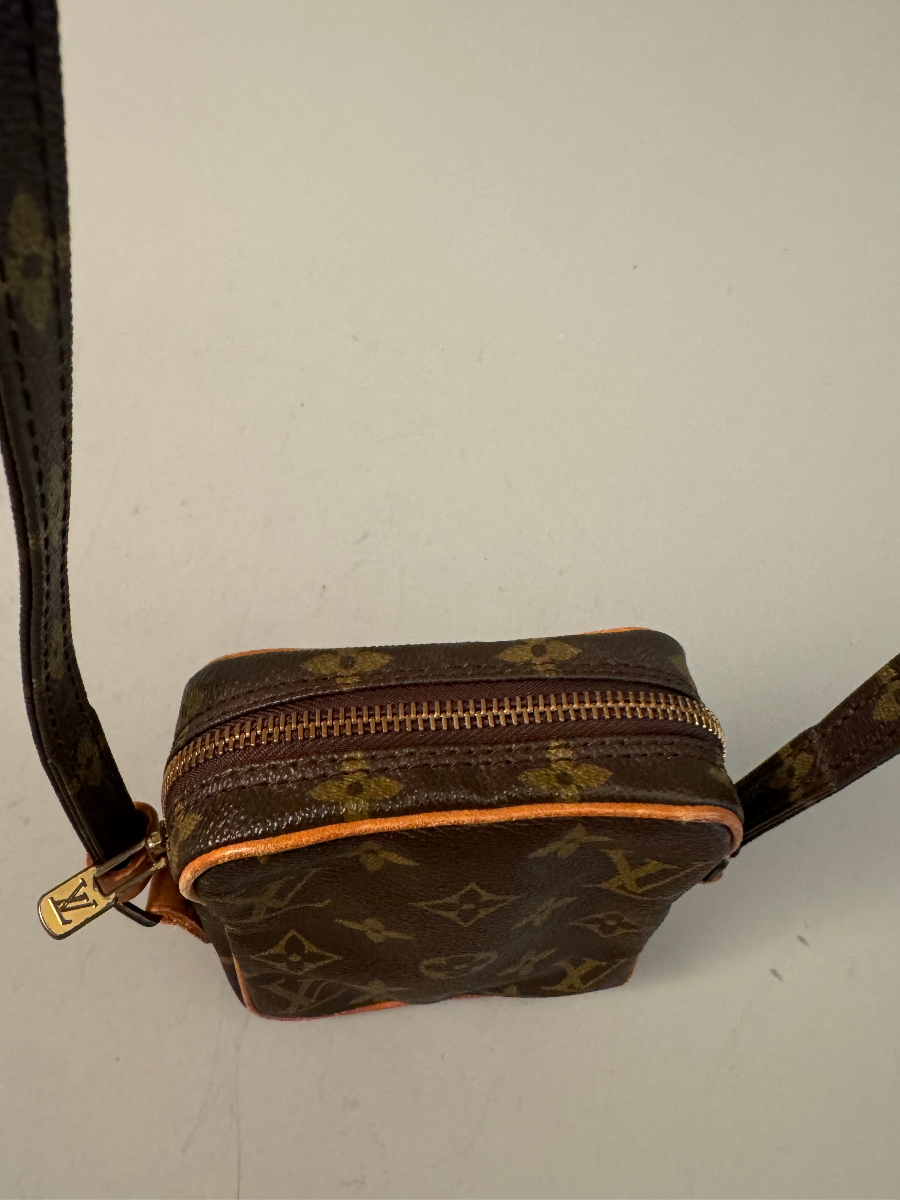 10213 Authentic Pre-loved Louis Vuitton Mini Danube France