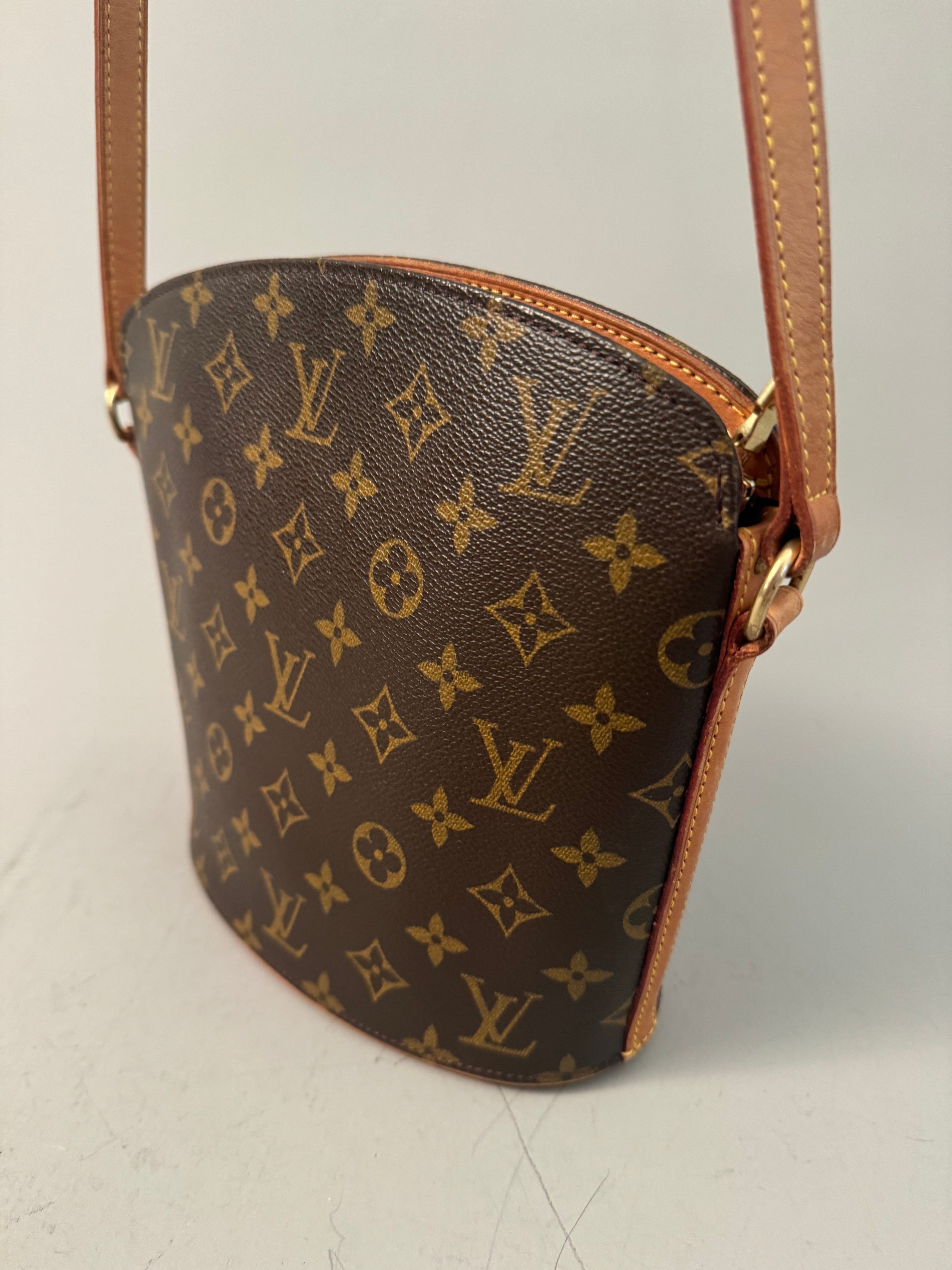 10126 Authentic Pre-loved Louis Vuitton Drouot in Monogram Canvas