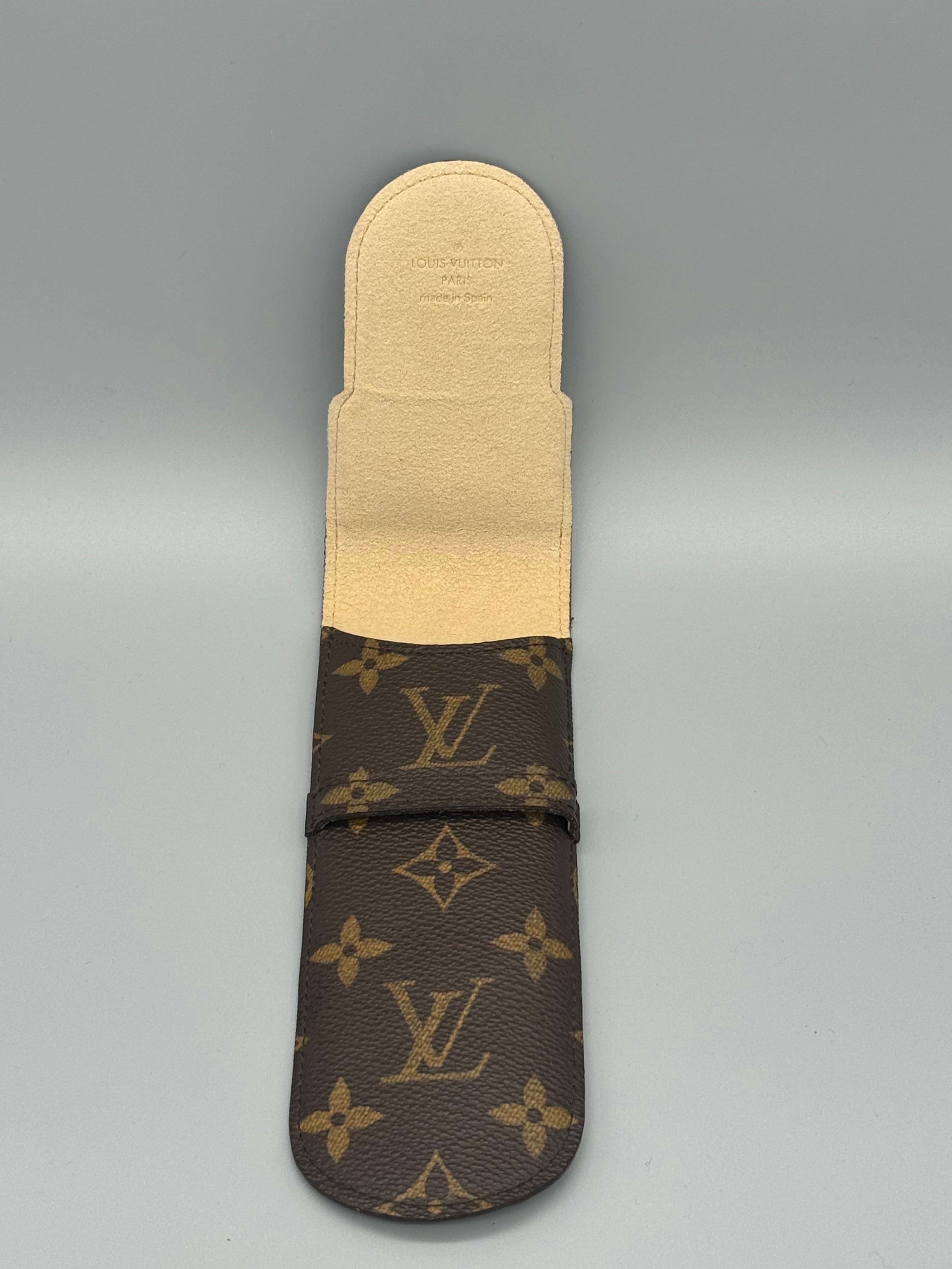 10024 Authentic Pre-loved Louis Vuitton Pen Holder or Small eyeglass Case in Monogram Canvas